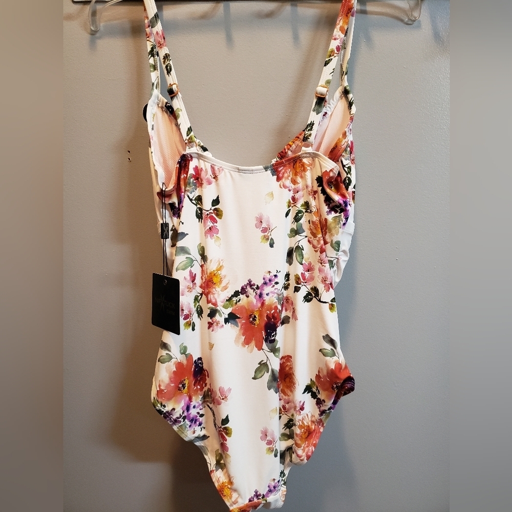 NipTuck NWT Tie Front Floral Swimsuit, Size 6 - Picture 3 of 6